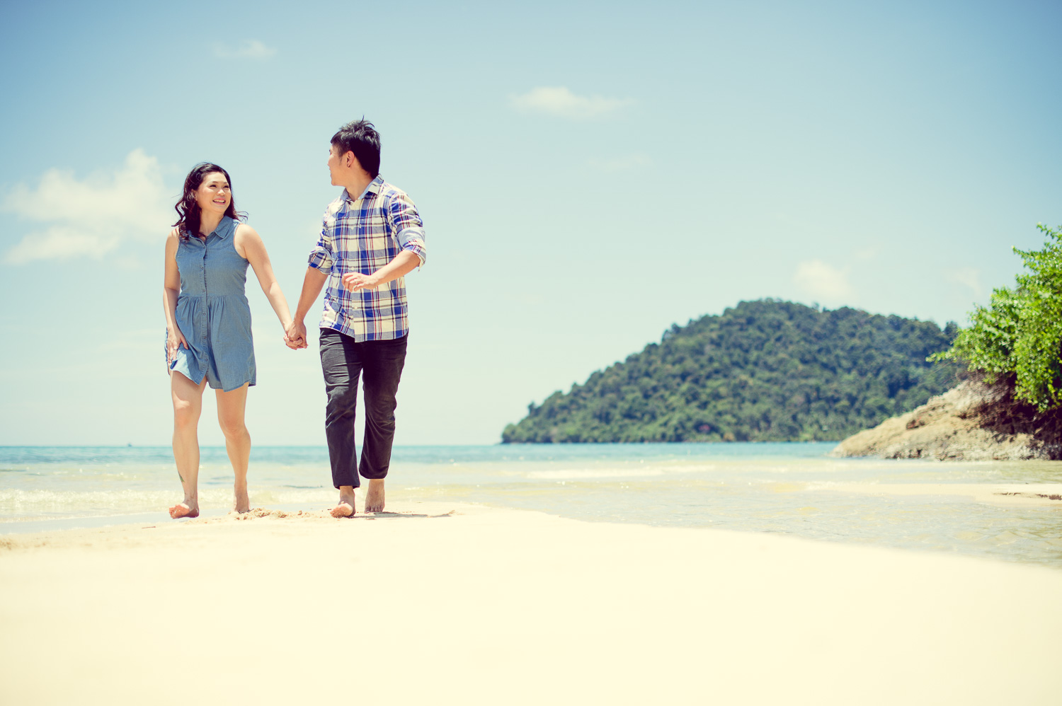 Preview PreWedding on Koh Chang in Thailand Thailand Wedding